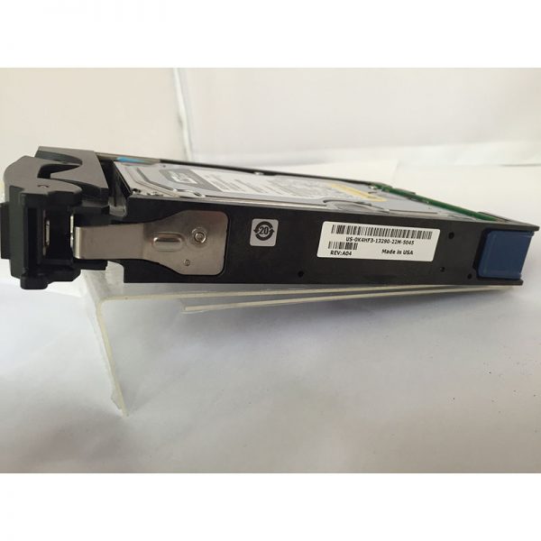 0K4HF3 - Dell 1TB 7200 RPM SATA 3.5" HDD for all CX4's, CX3-80, -40, -40C, -40F, -20, -20C, -20F,- 10C series 15 bay enclosures.